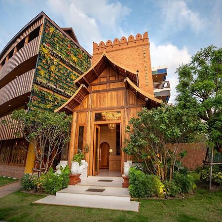 At Gate Thaphae Hotel Chiang Mai Luaran gambar